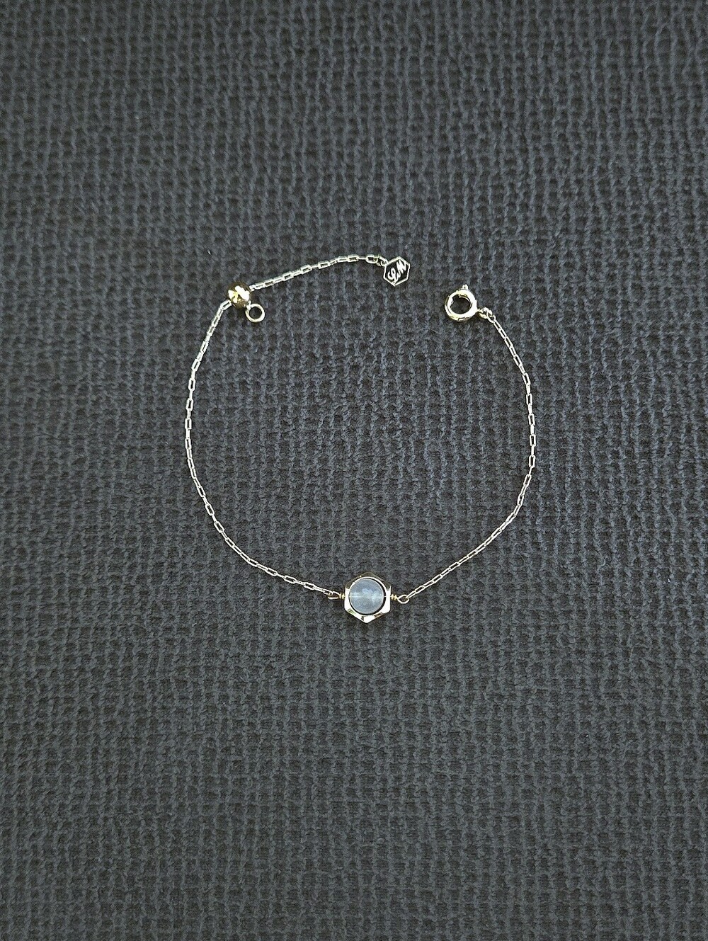 La Meno Hexagon Rose🌹Quartz💎Bracelet - Picture 2 of 16